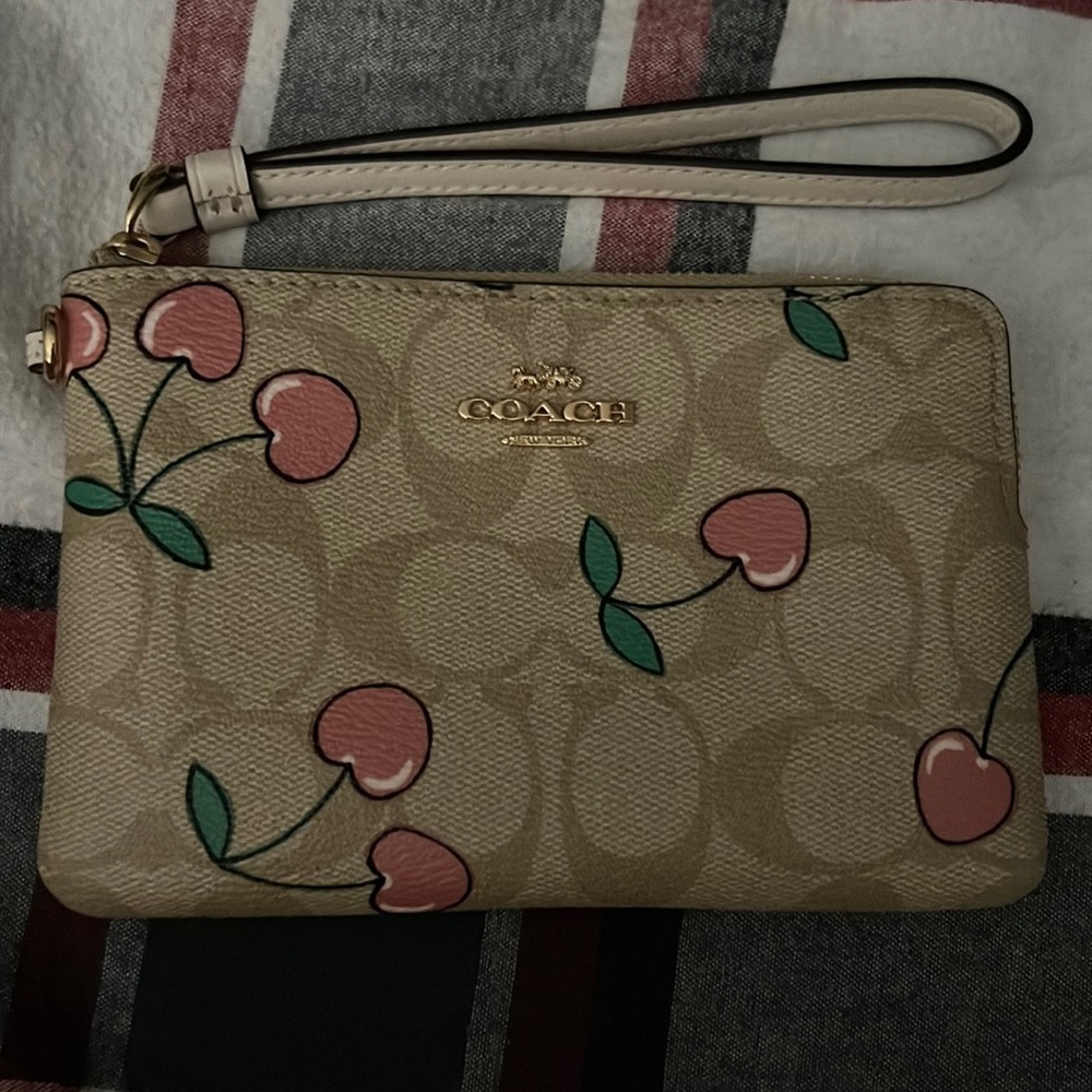 COACH Wristlet/Wallet